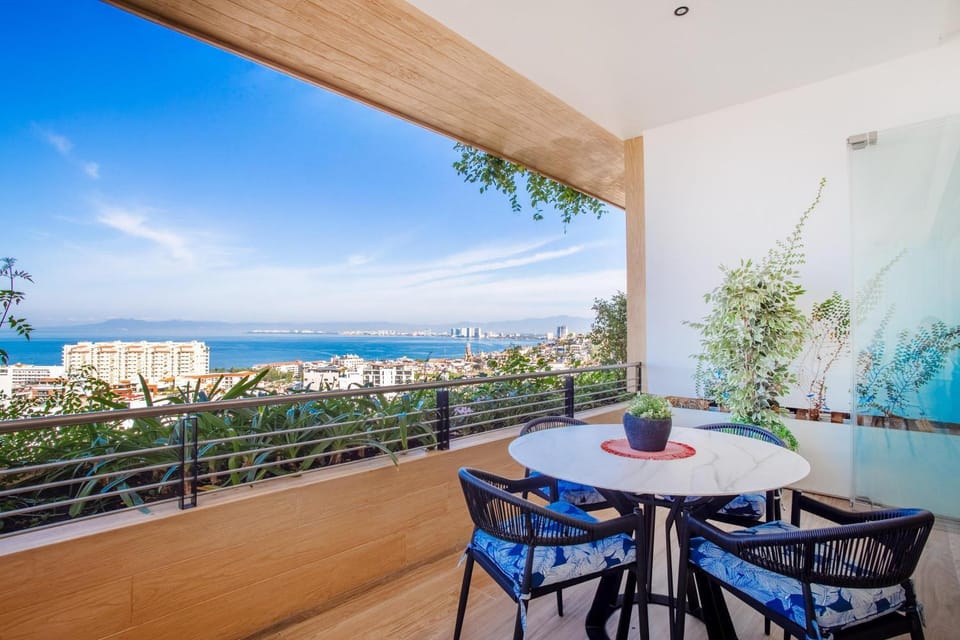 Luxury 1BR + Flex + Heated Rooftop Pool in Soho PV House in Puerto Vallarta