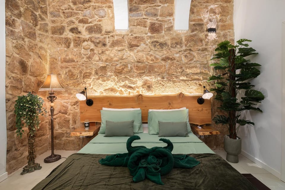 Traditional Apartment with Maltese Internal Court Yard - Designed with Traditional Stone and Tiling Apartment in Valletta