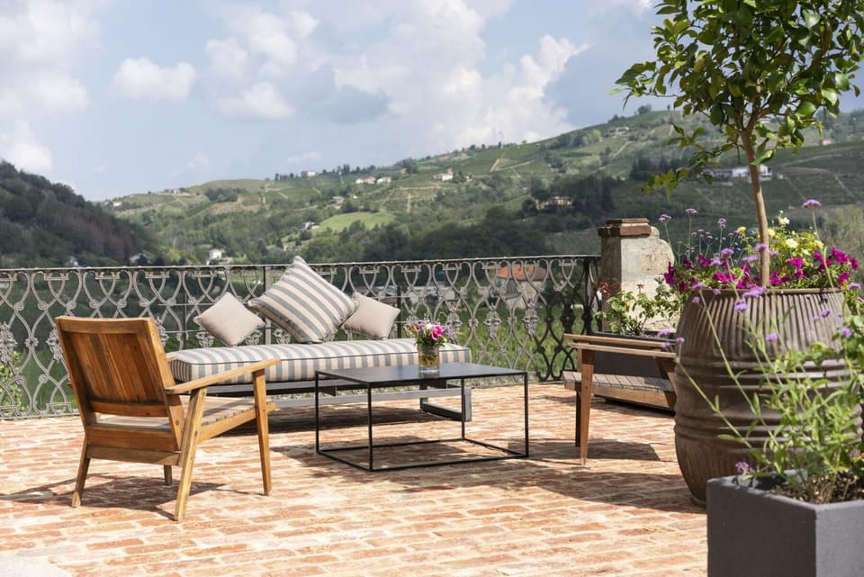 Spring, Summer, Balcony/Terrace, Autumn