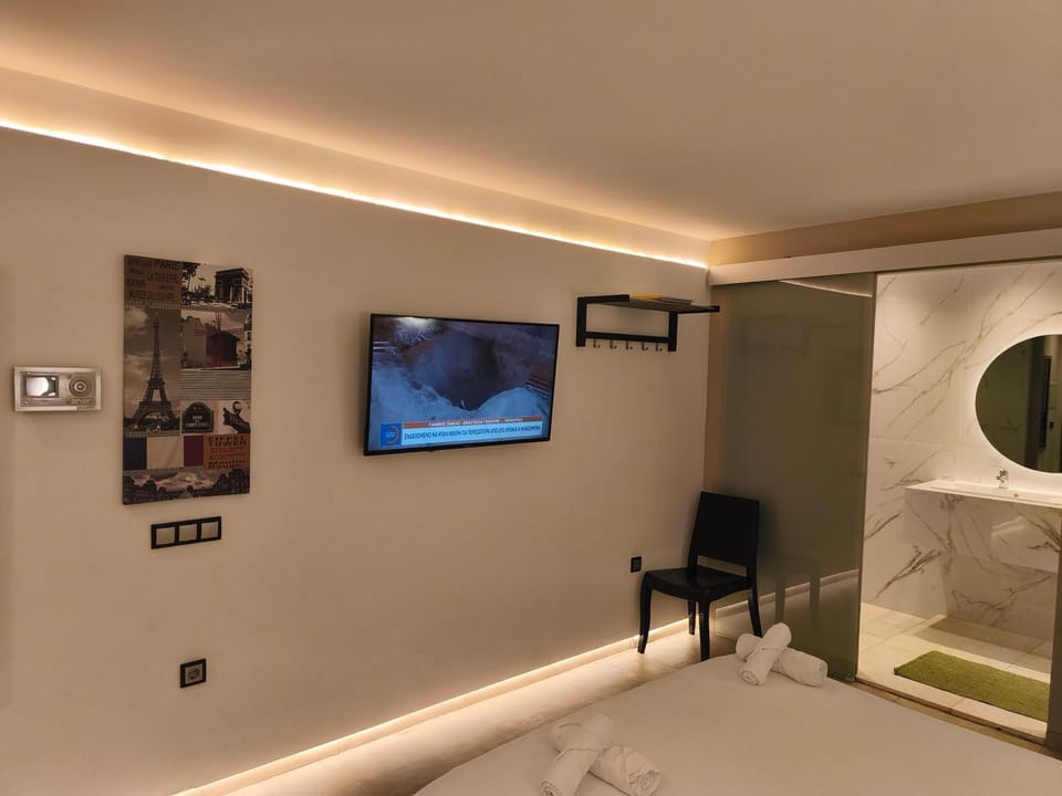 TV and multimedia, Bedroom