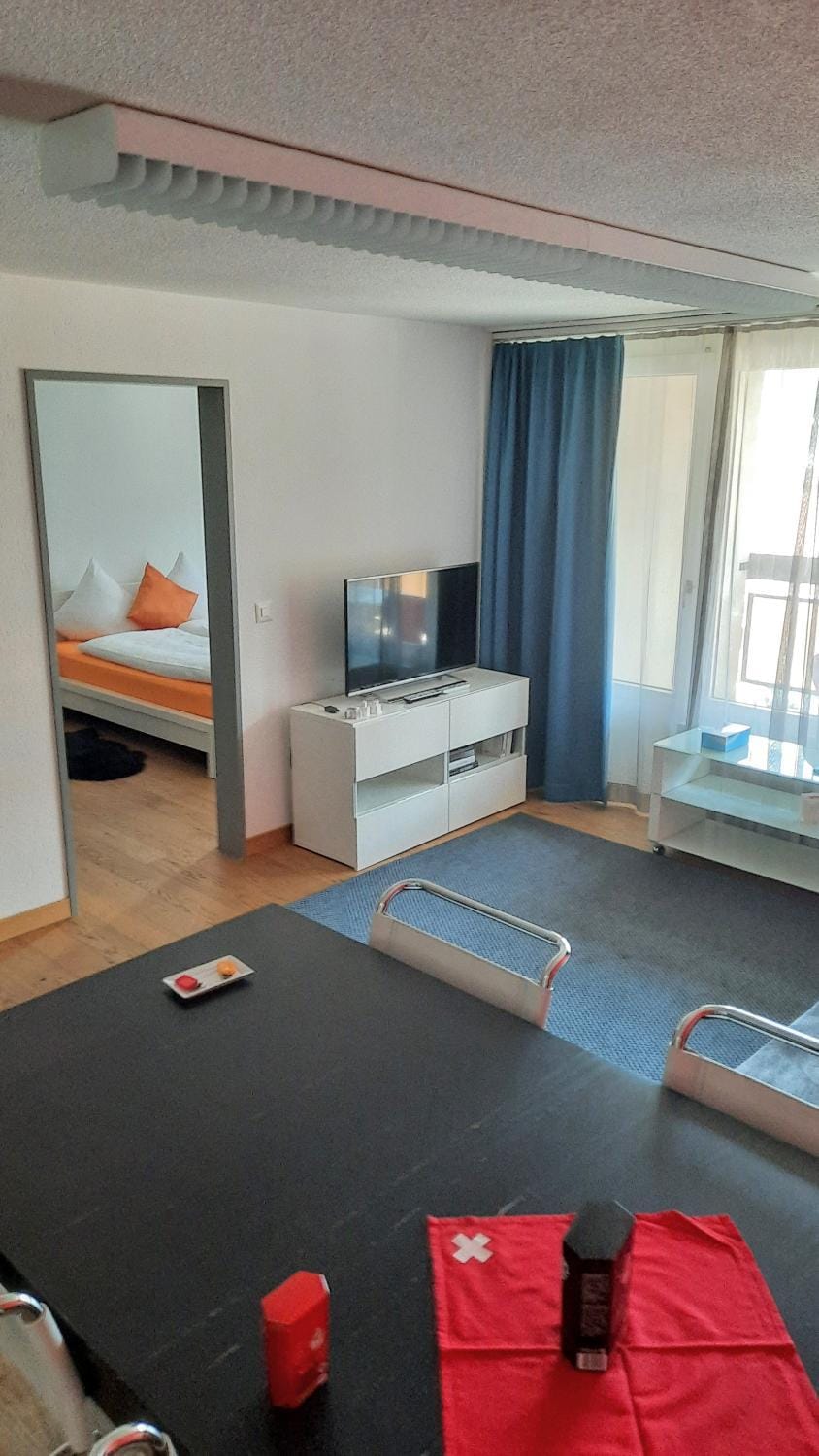 Communal lounge/ TV room, TV and multimedia, Living room, Photo of the whole room, Seating area, Evening entertainment