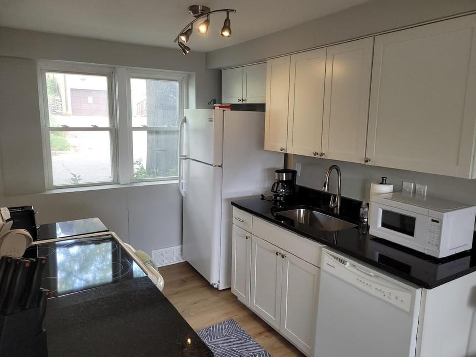 Davenport Dwellings 2 Bd by UNMC Apartment in Omaha
