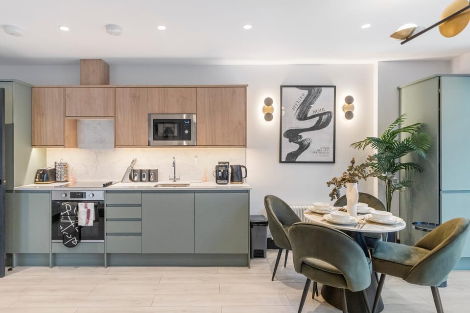 Kitchen or kitchenette, Dining area, oven, stove, toaster, kitchen