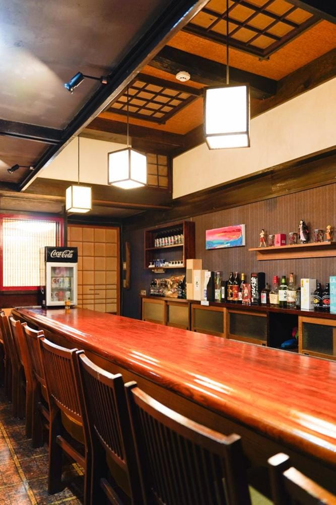 Communal lounge/ TV room, Lounge or bar, Lounge or bar, minibar, Internal: Not applicable to any particular room