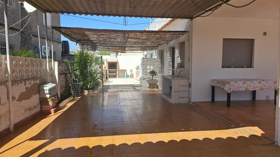 Casa de playa en Oliva al lado del MET y Campo de Golf House in Valencian Community