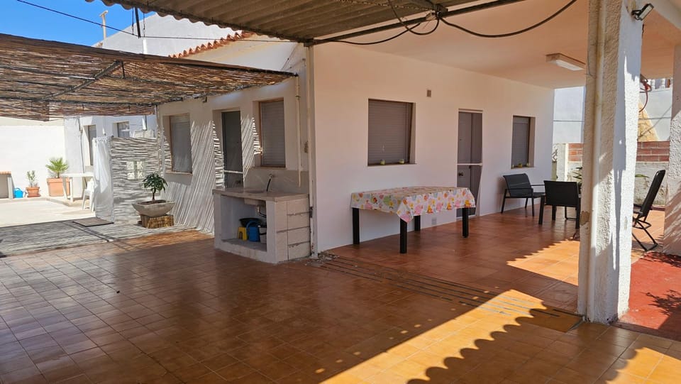 Casa de playa en Oliva al lado del MET y Campo de Golf House in Valencian Community