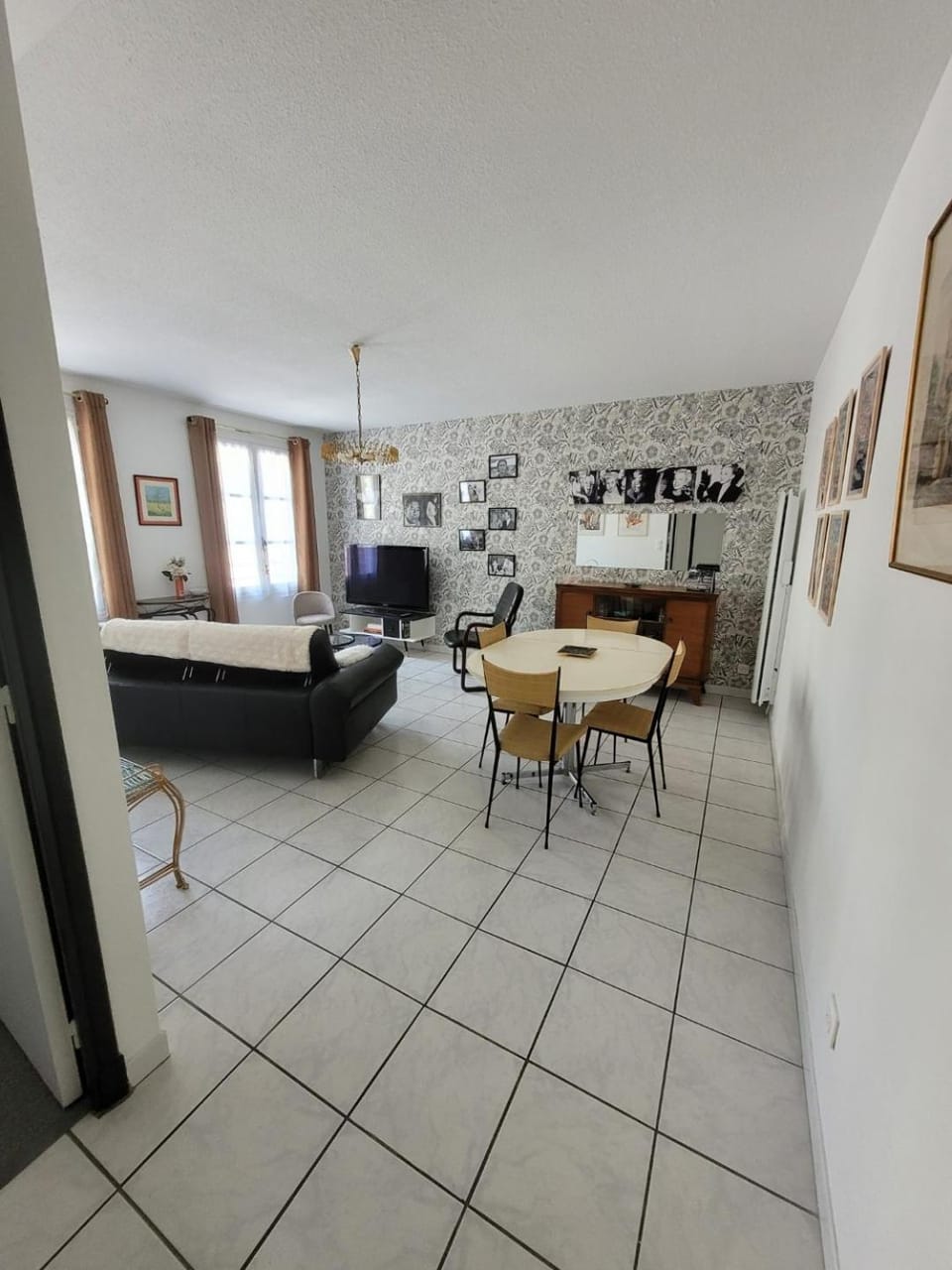 Appartement hypercentre avec parking Apartment in Albi