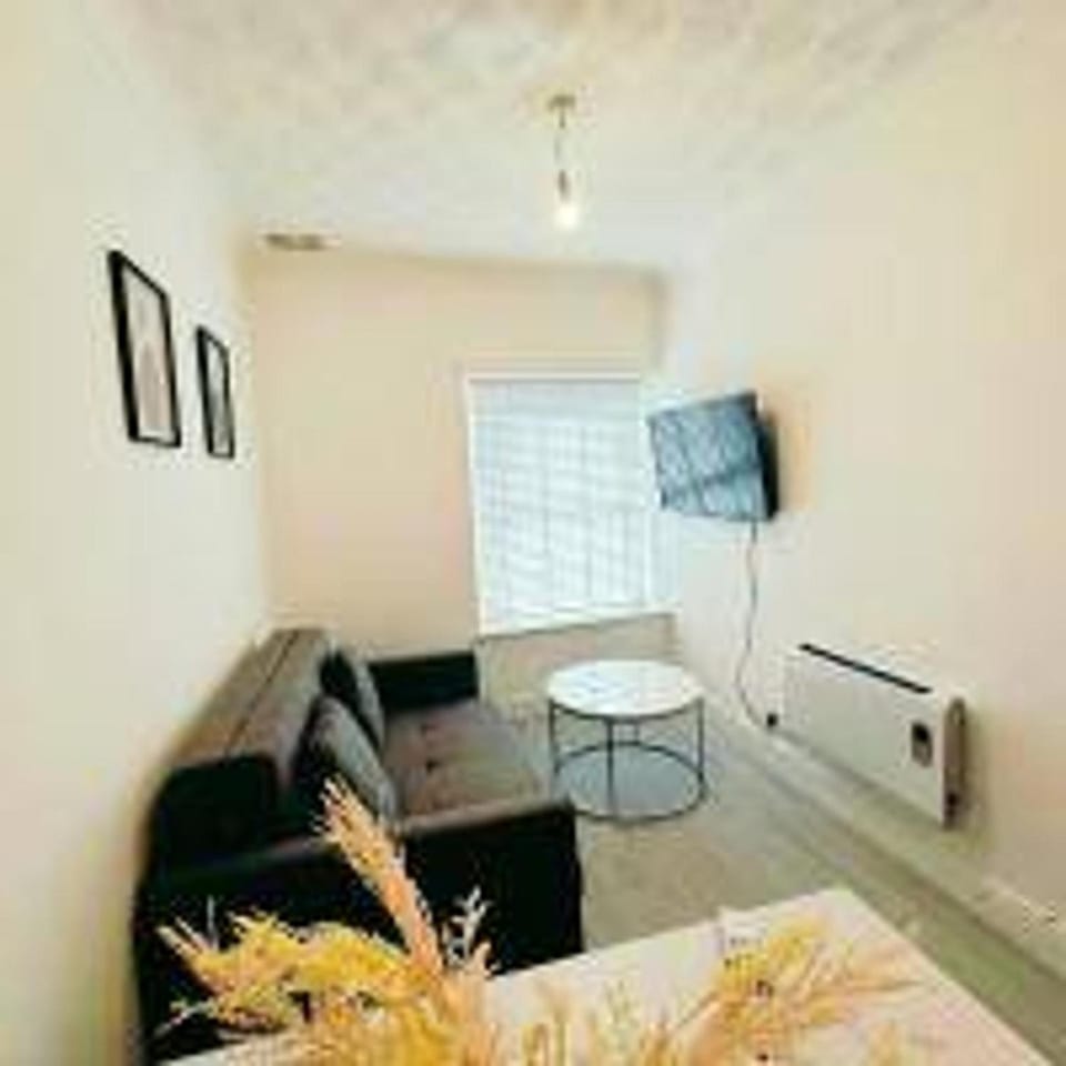 Bridgend Bliss 1 Bed Apartment Apartment in Bridgend