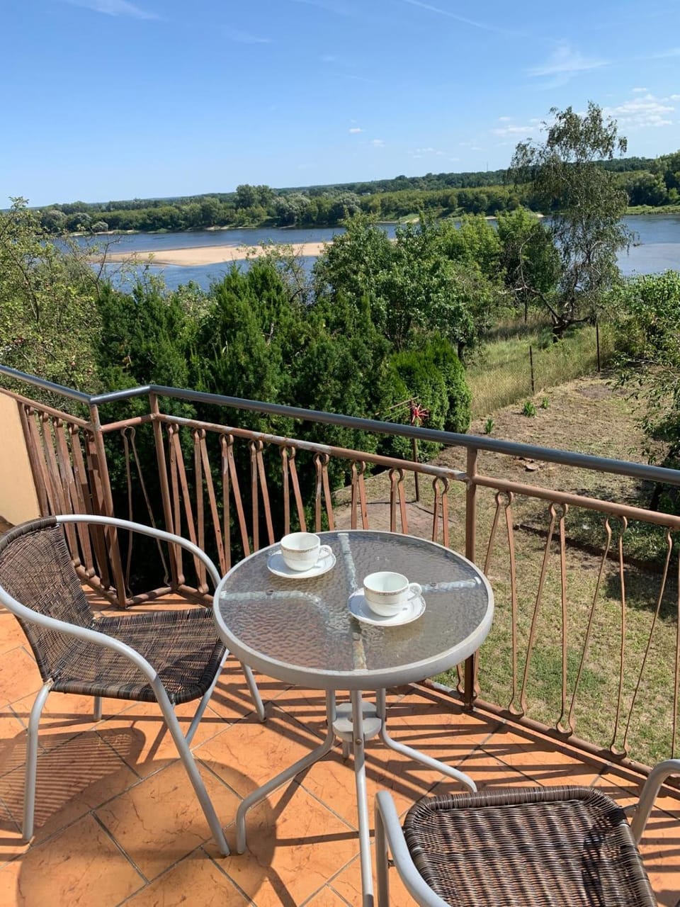 Balcony/Terrace, River view