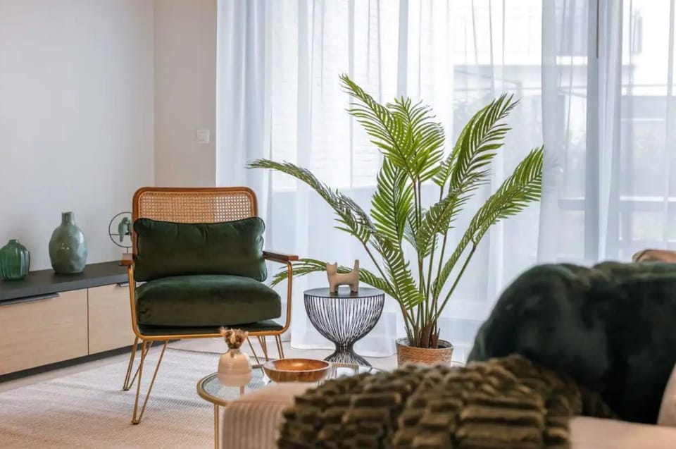Poseidon Luxe gelijkvloers appartement met tuin ,terras en gratis parkeren ondergrondse staanplaats Apartment in Knokke-Heist