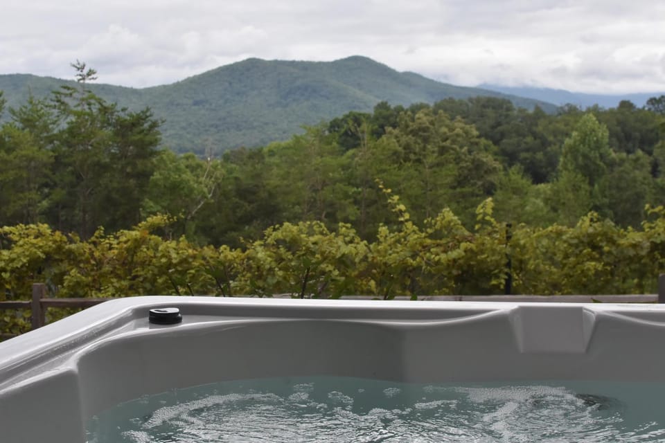 Hot Tub, Mountain view