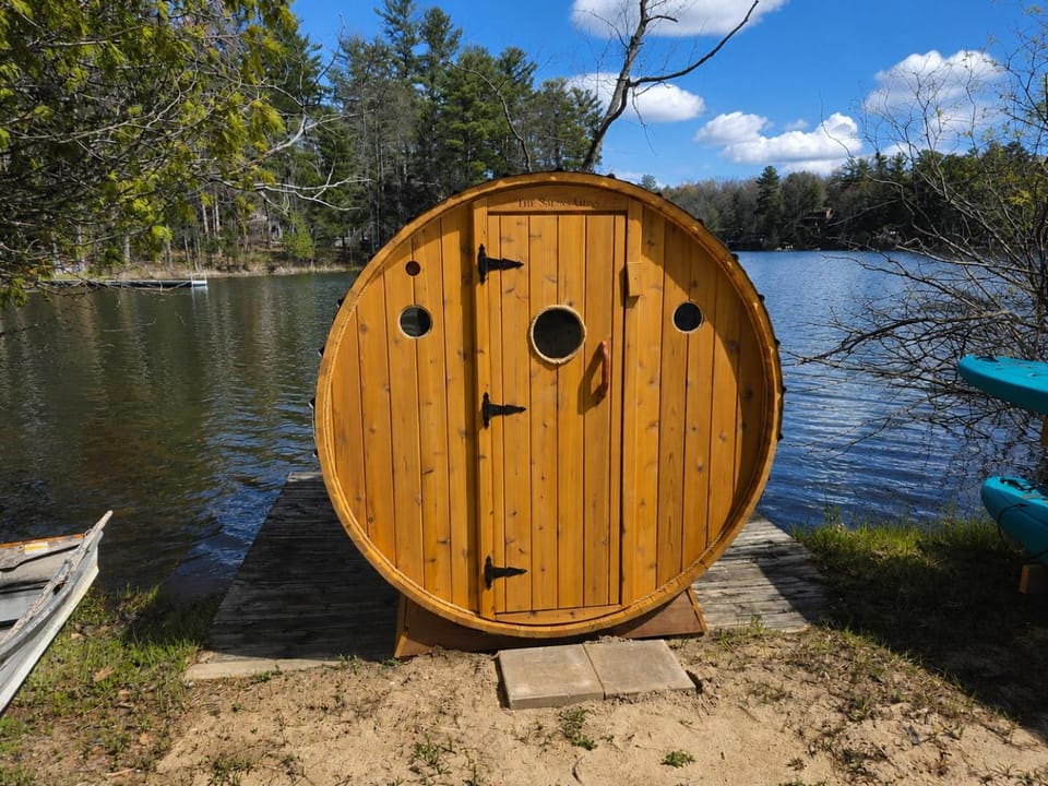 Fishing-Spider Lake-Pontoon Rental-Family Friendly House in Spider Lake