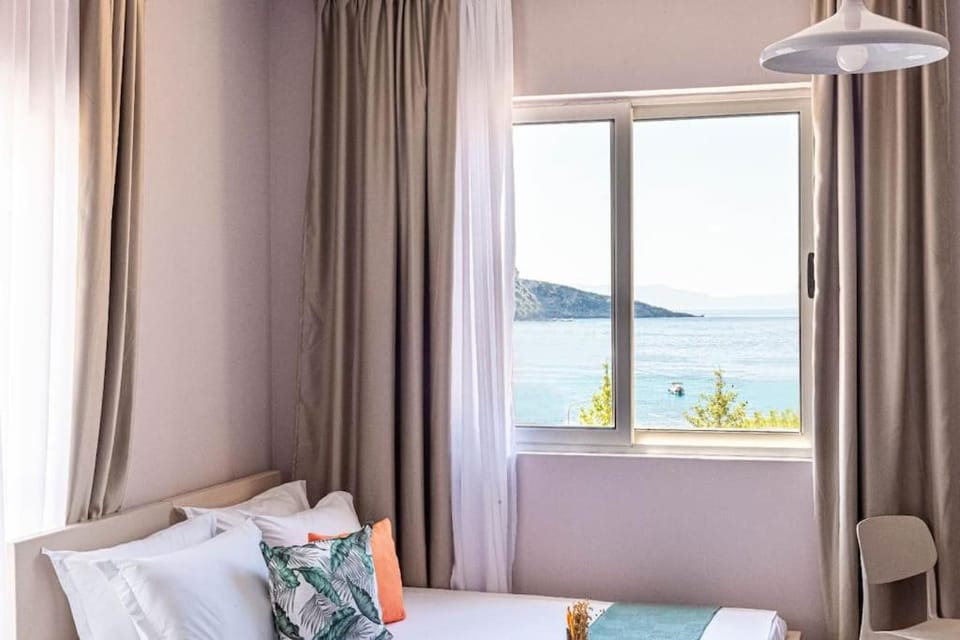 Himara City 24 - Central & Beach Access Apartment in Vlorë County, Albania