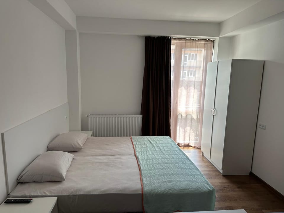 Bed, Photo of the whole room, Bedroom, wardrobe