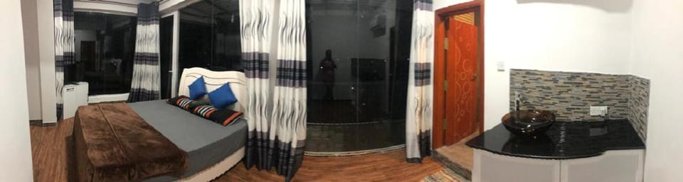 TV and multimedia, Balcony/Terrace, Kitchen or kitchenette