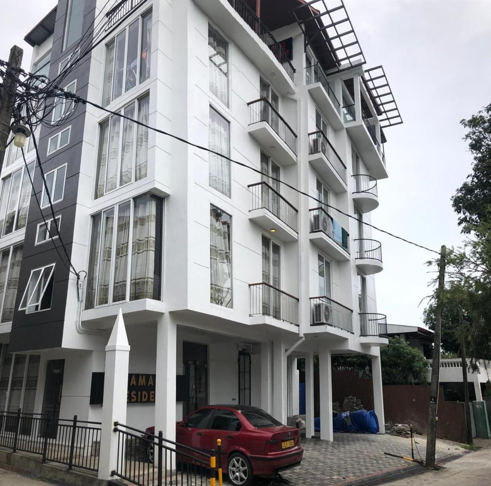 Property building, Day, Parking