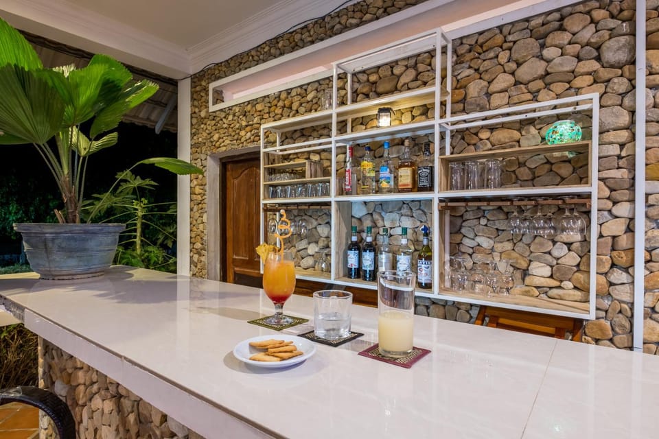 Lounge or bar