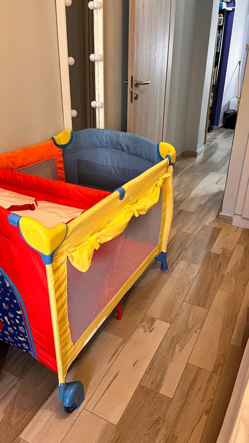 The Art Apartment Apartment in Volos