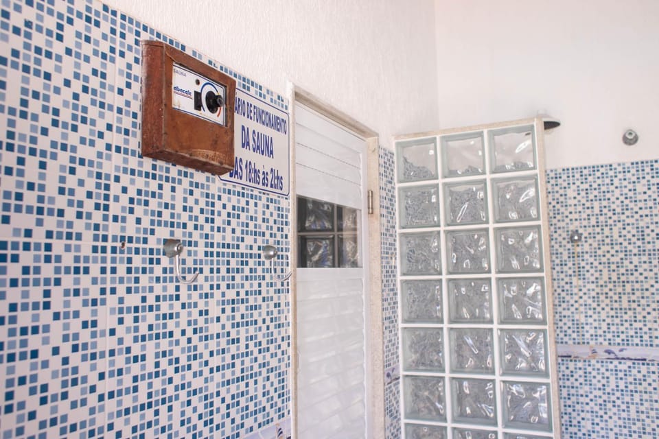 Sauna, Steam room