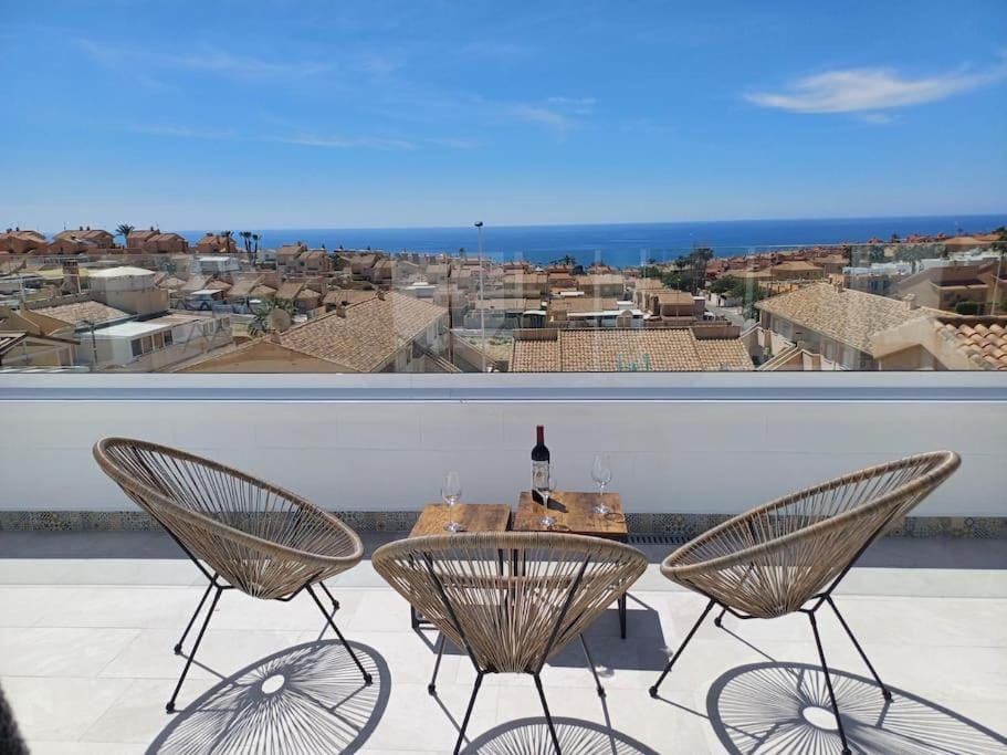Patio, Balcony/Terrace, City view, Sea view