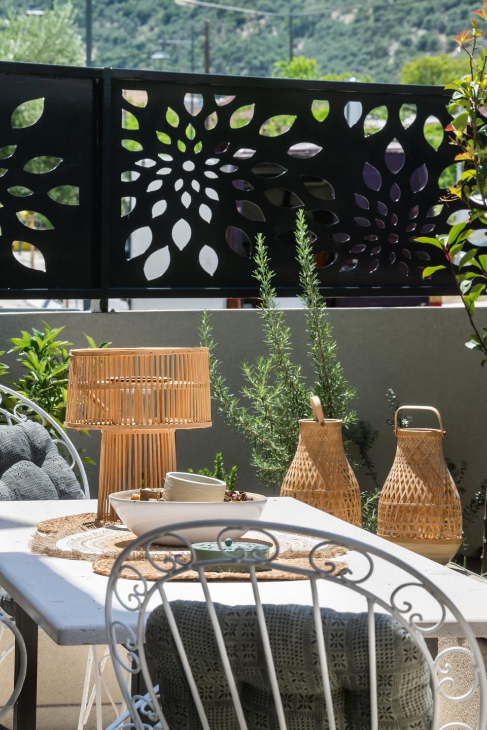 Balcony/Terrace, Decorative detail, Seating area