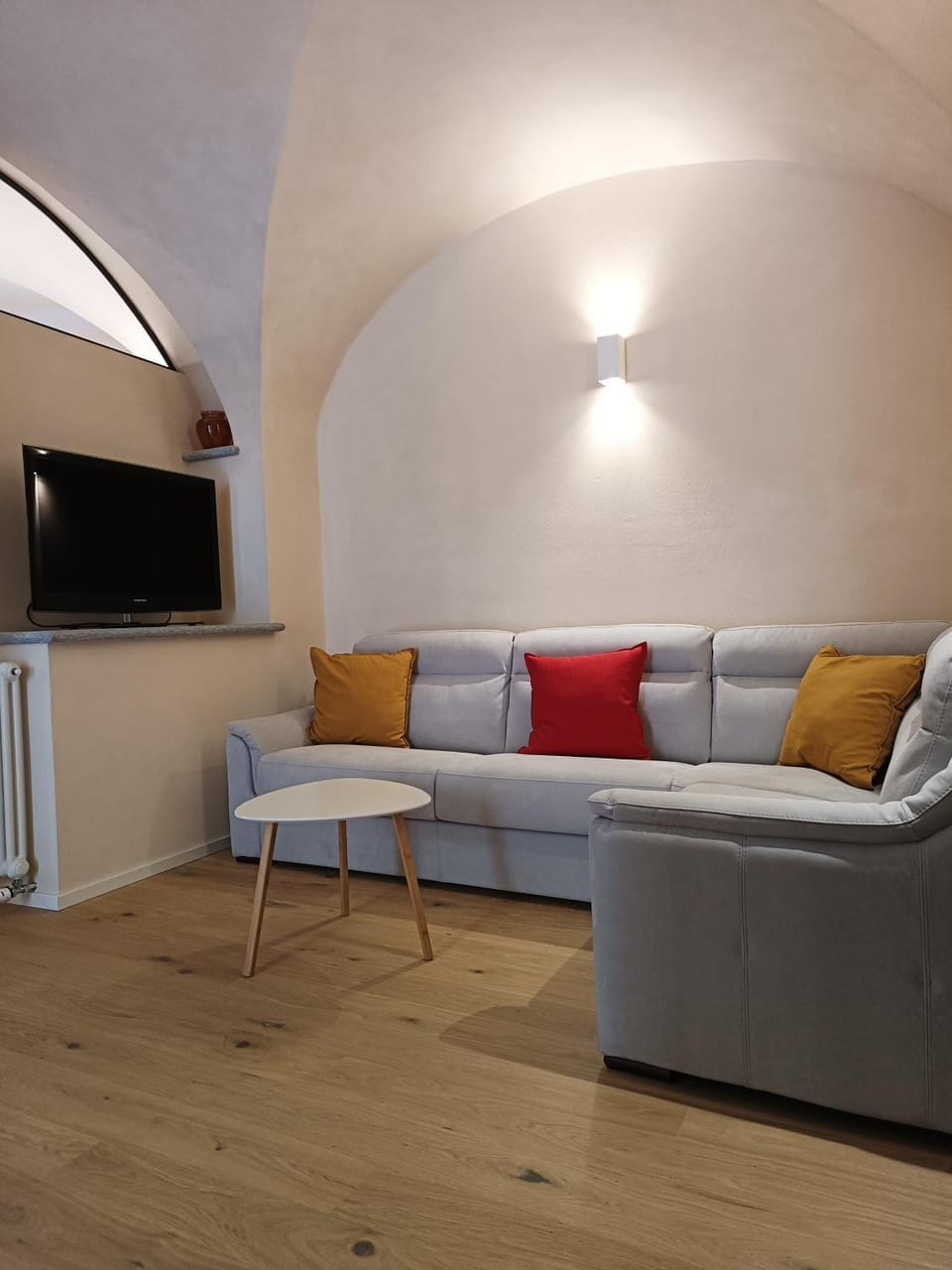 TV and multimedia, Living room, Seating area