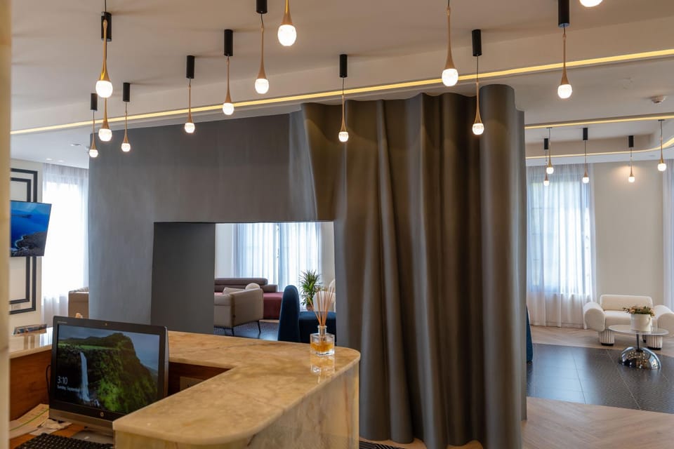 Seating area