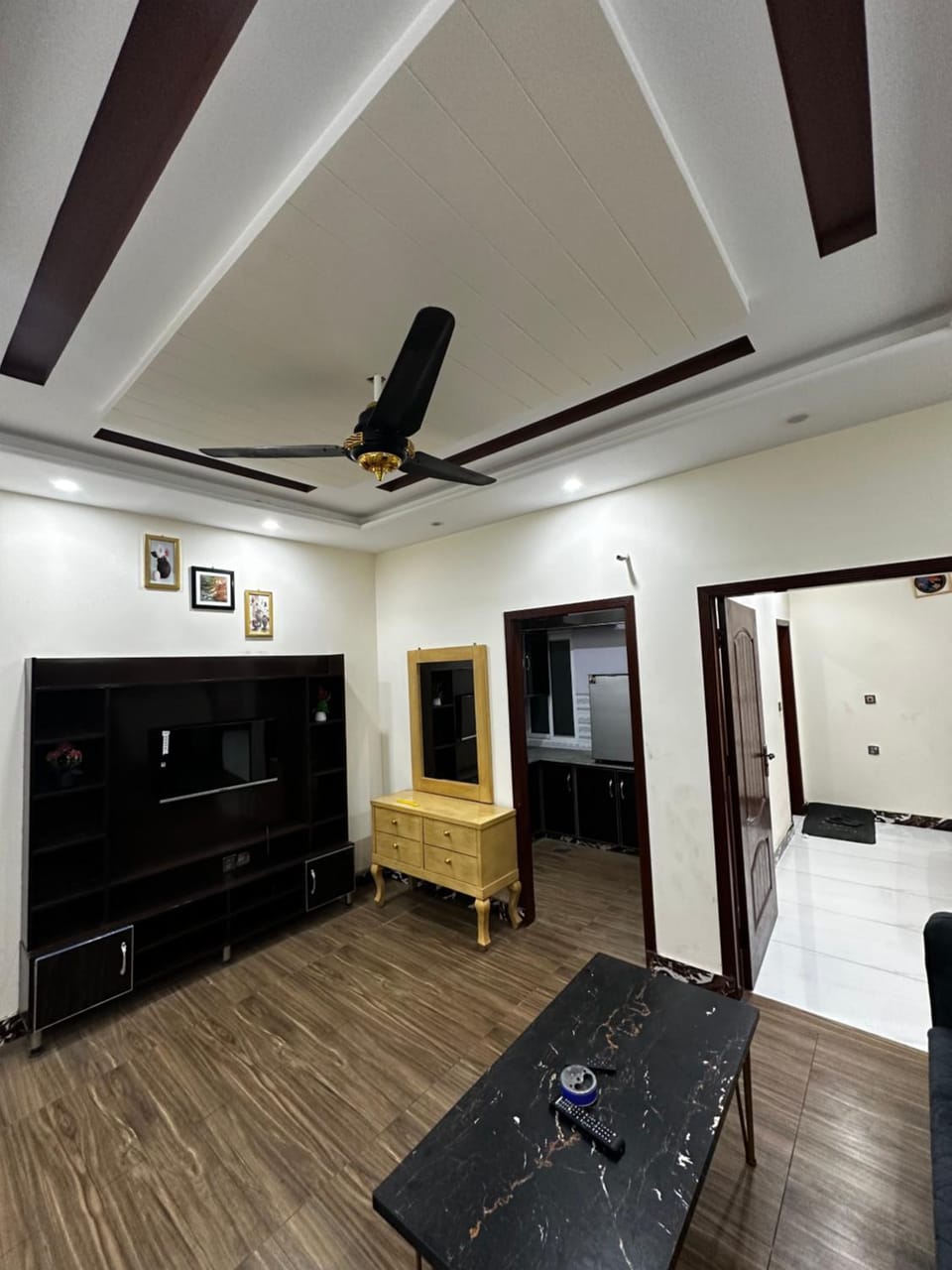 Elite Guest Rooms Apartments Only For Families Apartment in Punjab