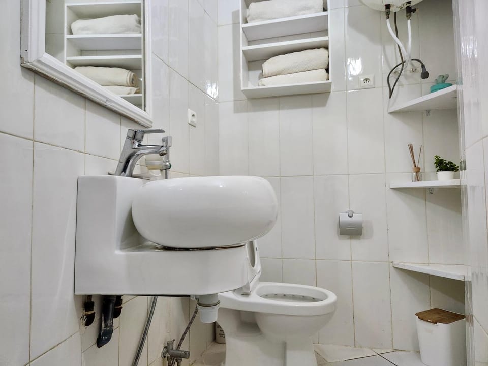 Toilet, Bathroom
