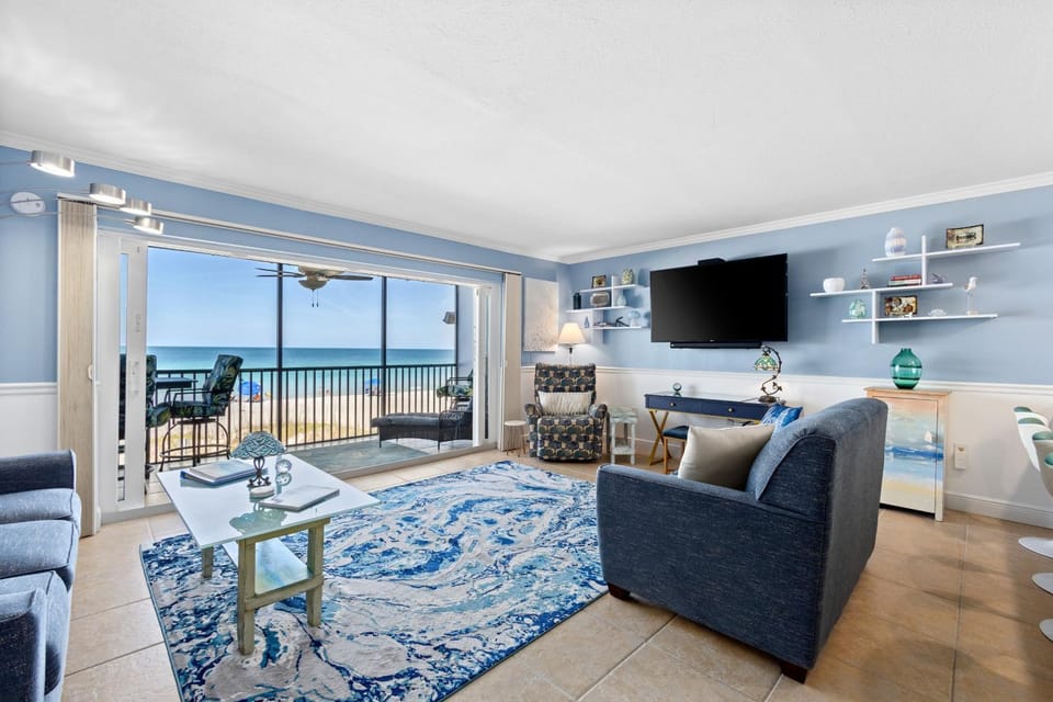Sunset Terrace 109 Apartment in Bradenton Beach