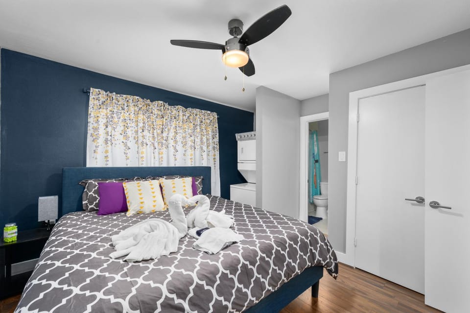 1-Bedroom Haven in Murworth, Close to Medical Center Apartment in Houston