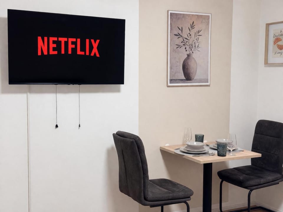 Dining area, Food, Food