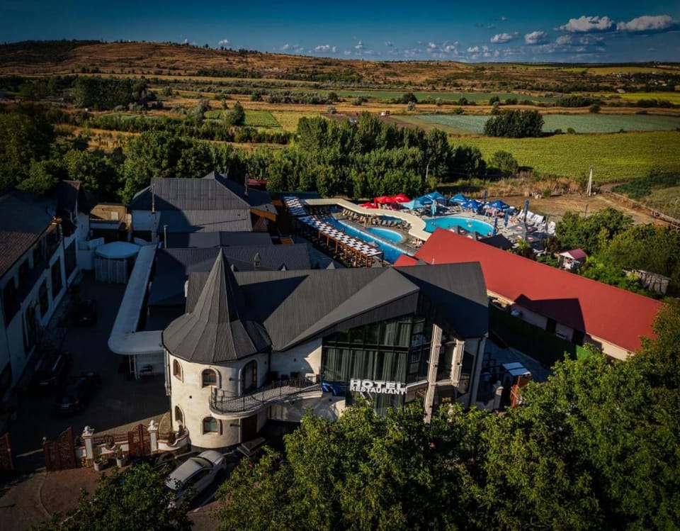 Property building, Day, Bird's eye view, Swimming pool