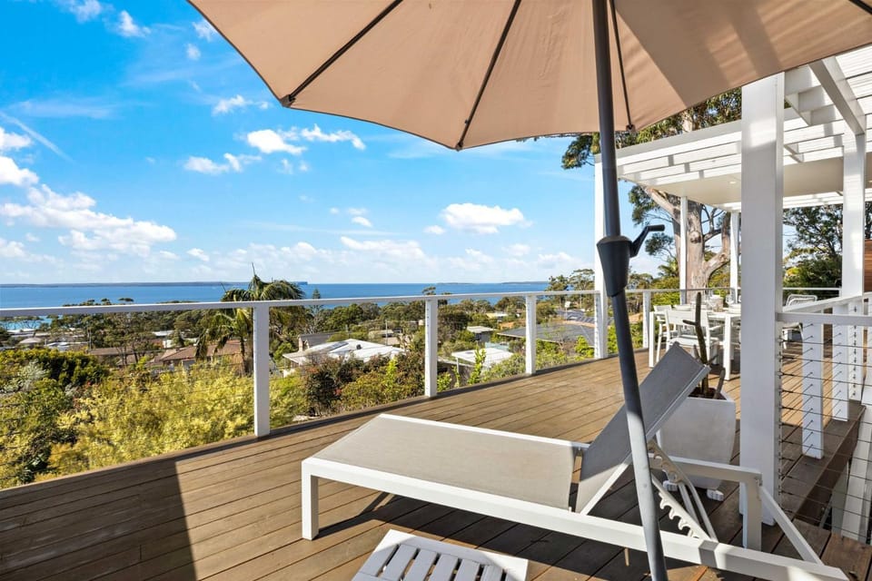 The Address by Experience Jervis Bay House in Vincentia