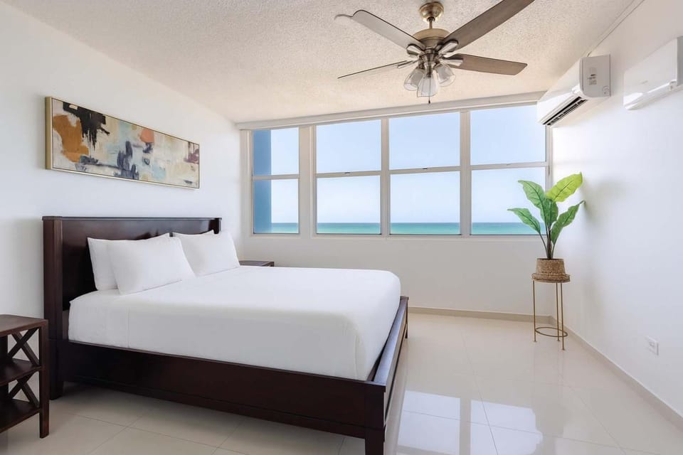 Beachfront Apartment in Marbella del Caribe Apartment in Carolina