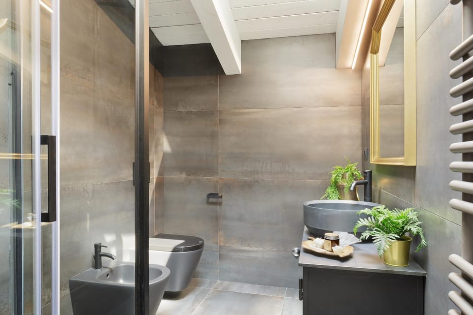 Shower, Bathroom, bidet, towels, towels