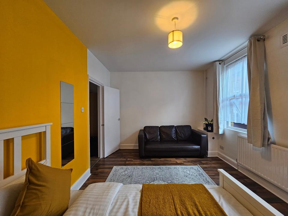 Apartment close to City Apartment in London