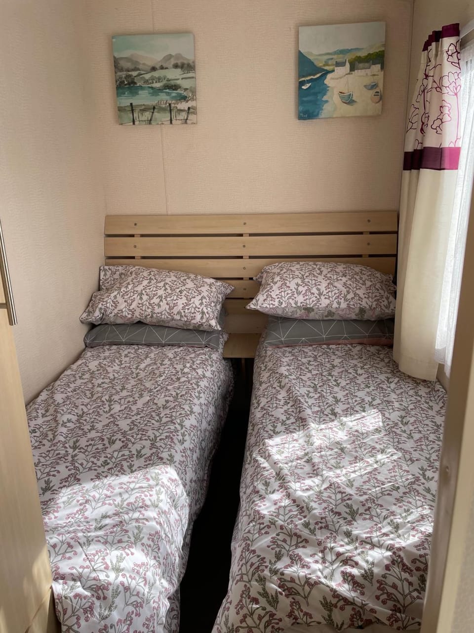 4 Bed Lodge Sleeps 8 - Pets & WiFi Free Parking House in Ingoldmells
