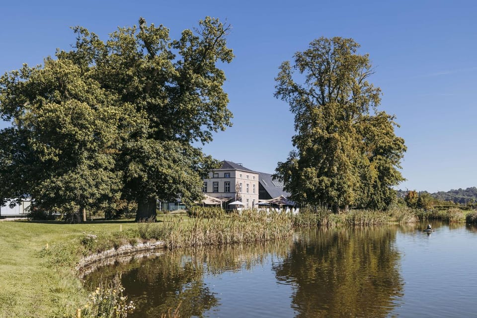 Property building, Natural landscape, Lake view