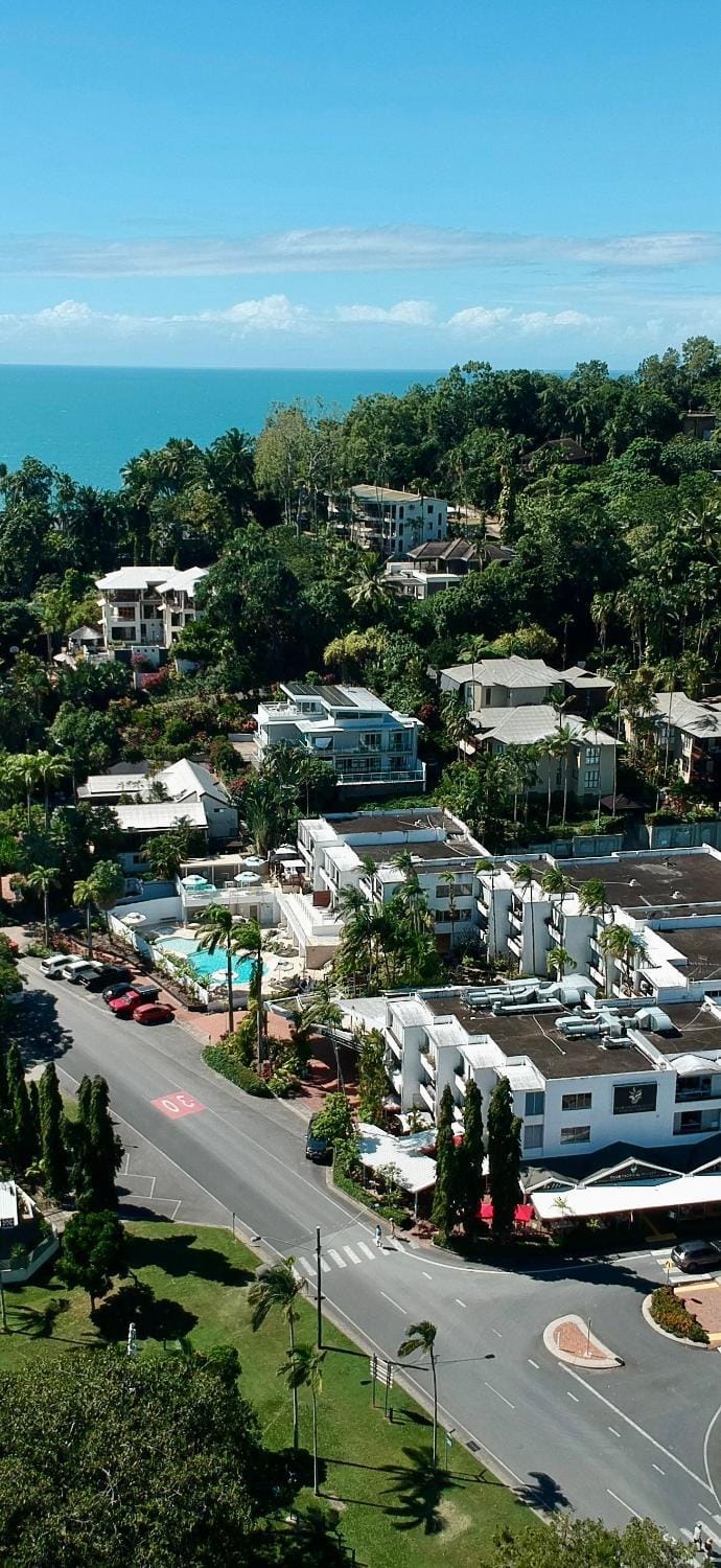 Stylish Private Studio at Club Tropical Apartment in Port Douglas