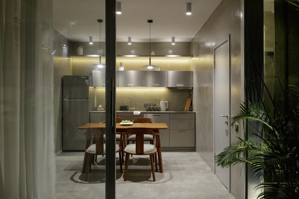 Coffee/tea facilities, Kitchen or kitchenette, Dining area