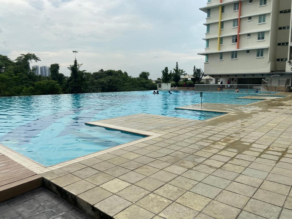 Swimming pool, Swimming pool