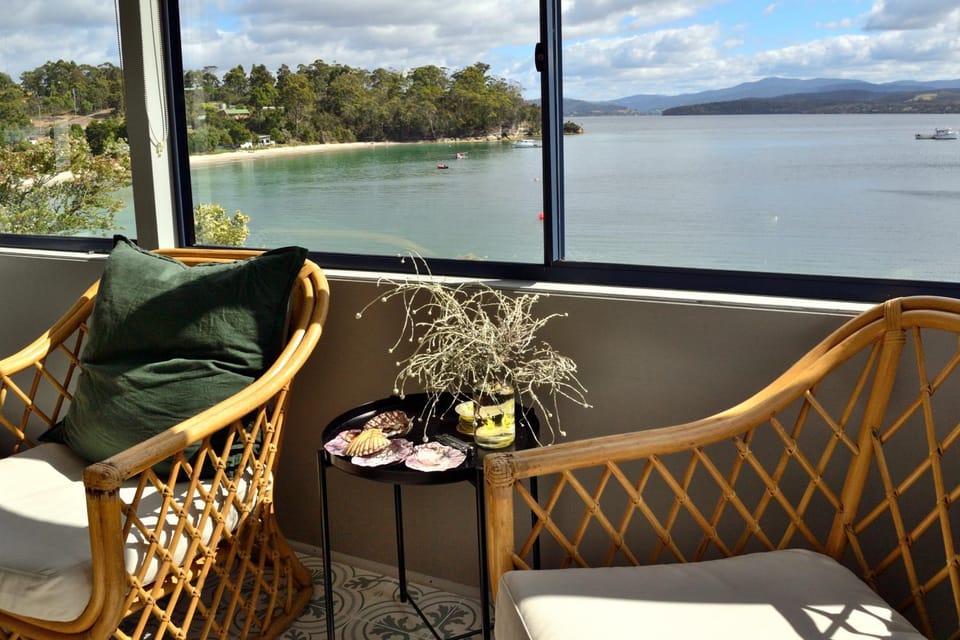 Natural landscape, View (from property/room), Seating area, Mountain view, Sea view