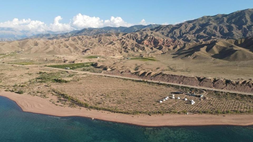 Nearby landmark, Natural landscape, Bird's eye view, Beach, Lake view, Mountain view