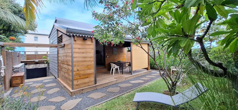 bungalow leu gadiamb Chalet in Saint-Leu