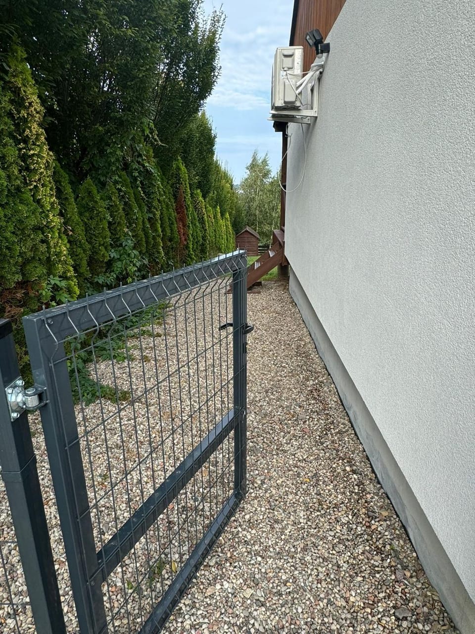 Facade/entrance, Day