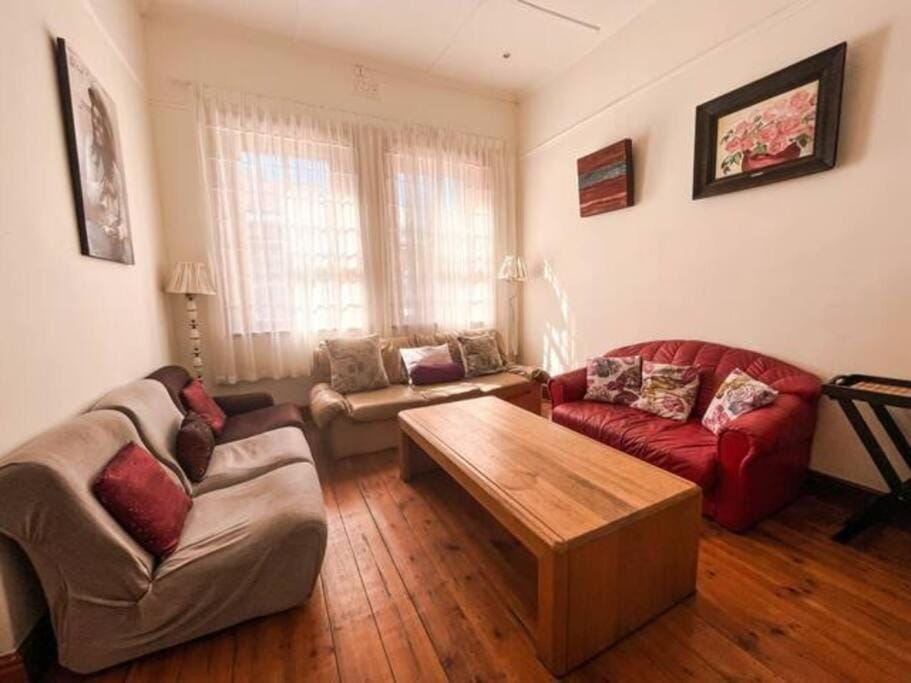 Bo Kaap 5 Bedroom Heritage Home House in Cape Town