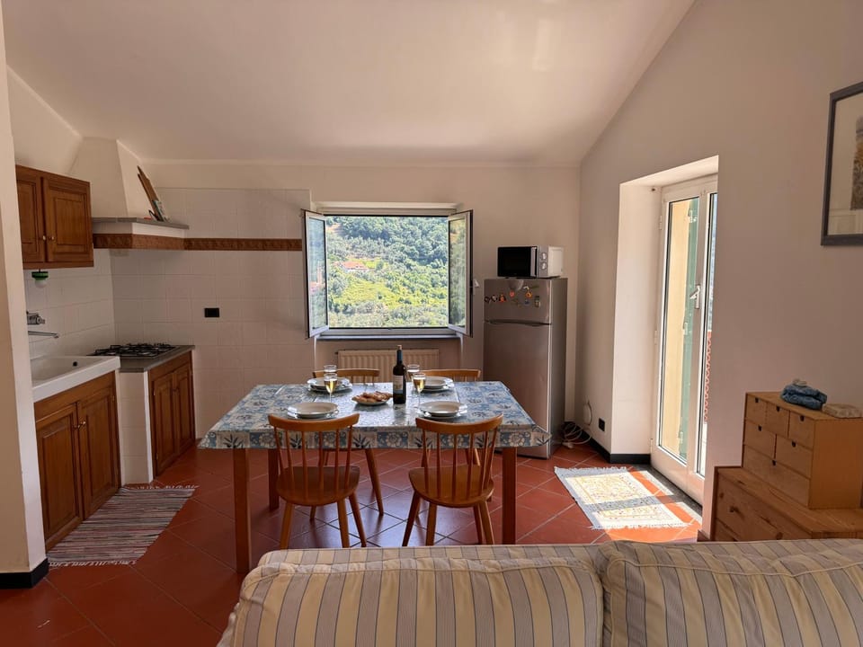 Casa Rosa Apartment in Liguria