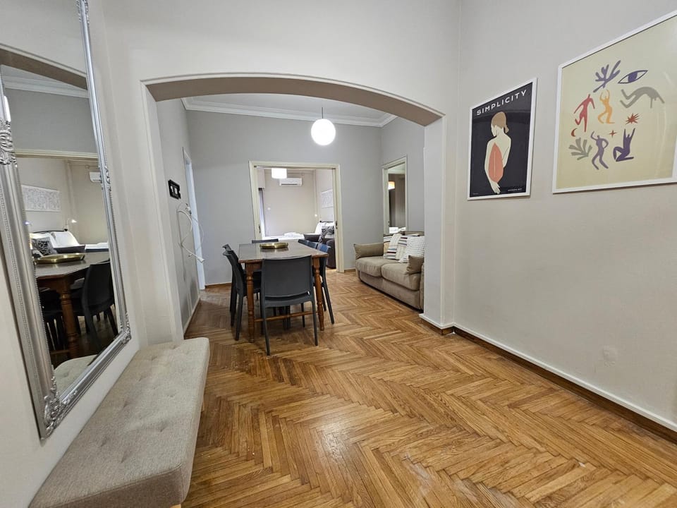 Living room, Seating area, Dining area