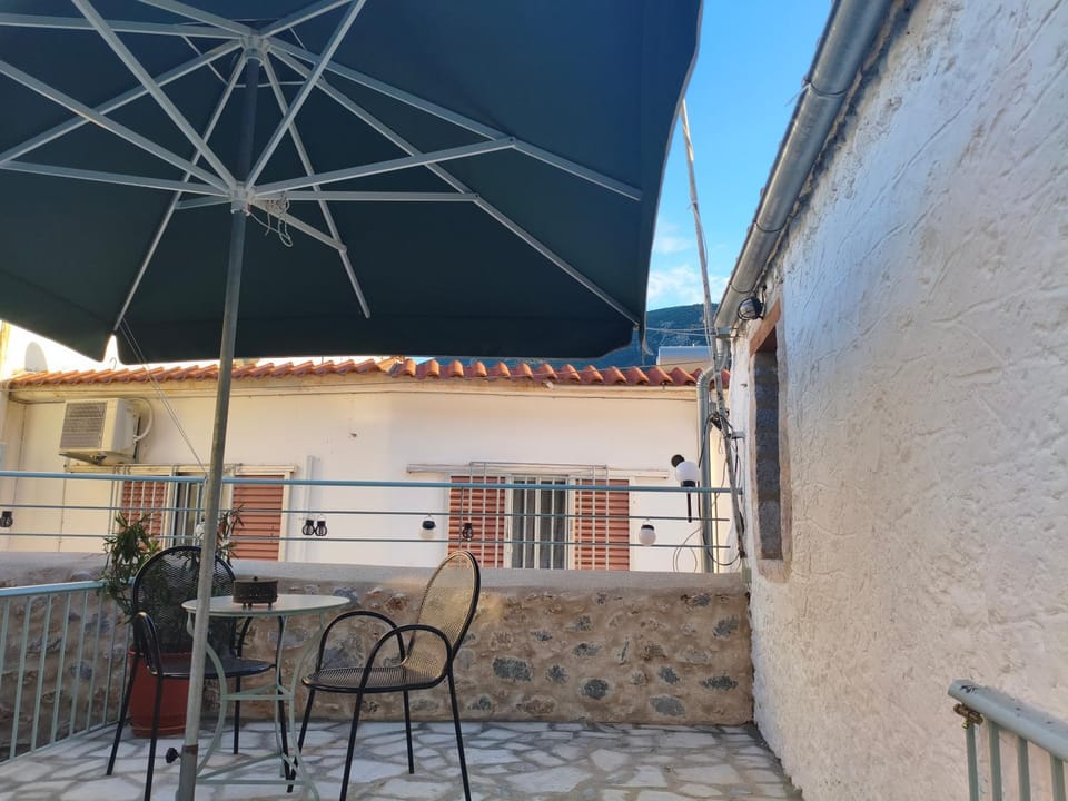 Rodomelo Cute Studio 3 Apartment in Leonidio